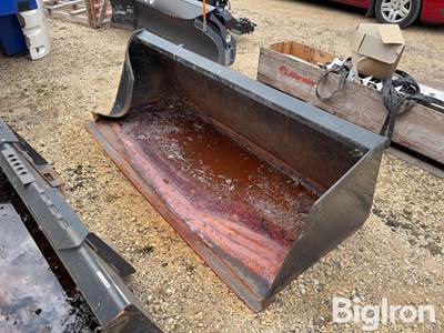84" Skid Steer Snow/Light Material Bucket, Standard Skid Steer Interface