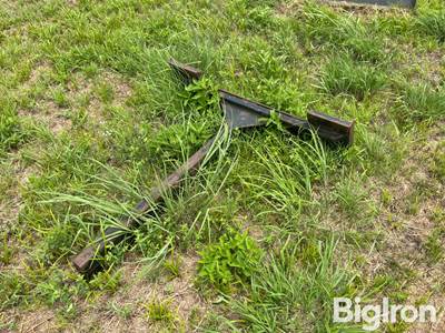 Used Skid Loader Quick Attach Boom, 4' Standard Mount, Plate 43" x 15"