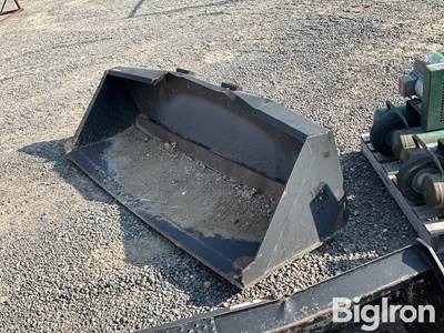 Used Skid Steer Bucket 7'X24" from Gehl Skid Steer
