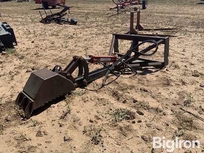 Used Skid Steer Hydraulic Backhoe Attachment, Universal Mount, 15" Bucket