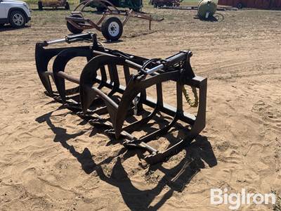 70" Skid Steer Hydraulic Root Grapple Attachment, Universal Plate Mount
