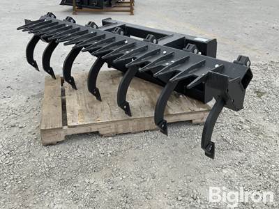 2026 82" Skid Steer 7-TOOTH Ripper Attachment, Universal Mounting Plate
