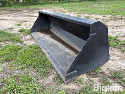 F/DL260 84" Skid Steer Bucket, 23" Height, Universal Skid Steer Quick Tach