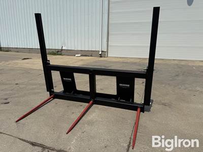 Used Square Bale Spear Skid Steer Attachment, Skid Steer Universal Quick Attach