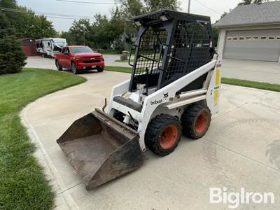 1995 Bobcat 440B Gas Skid Steer w/General Purpose Bucket