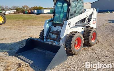 2005 Bobcat S220 Skid Steer Loader