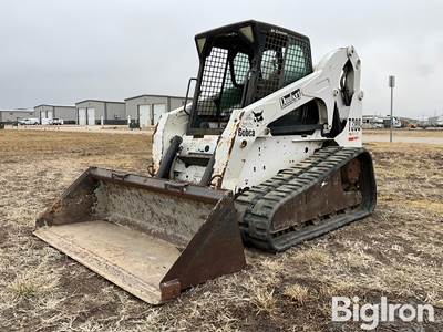 Bobcat T300 Compact Track Loader