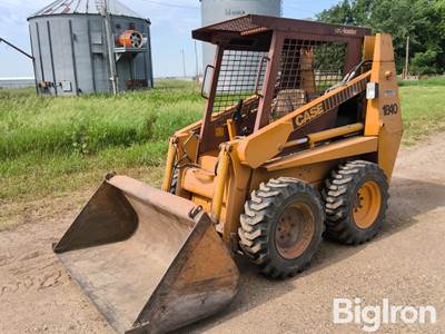 Case 1840 Uni-Loader Skid Steer
