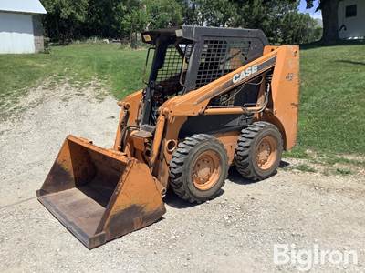 Case 420 Skid Steer Loader