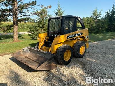2004 John Deere 250 Series II Skid Steer