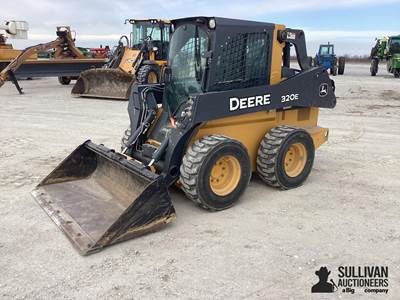 2016 John Deere 320E Skid Steer