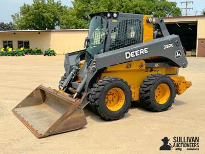 2017 John Deere 332G Skid Steer
