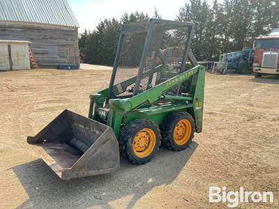 John Deere 90 Skid Steer