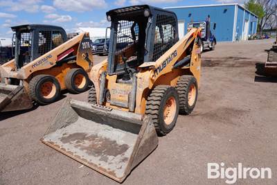 Mustang 1650R 69HP Skid Steer w/65" Bucket