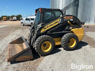 2012 New Holland L230 skid steer loader