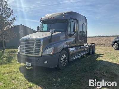 2016 Freightliner Cascadia 125 T/A Truck Tractor