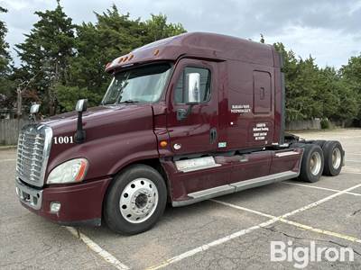 2014 Freightliner Cascadia 125 T/A Sleeper Truck Tractor