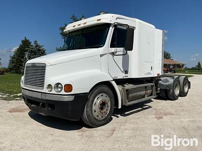 1999 Freightliner CST120 Century T/A Truck Tractor