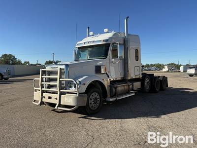 2015 Freightliner Columbia Glider Tri/A Truck Tractor