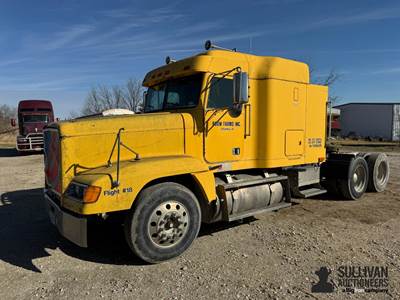 1996 Freightliner Conventional FLD120 Truck Tractor