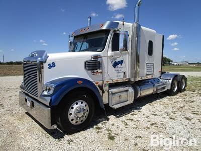 2016 Freightliner 122SD T/A Truck Tractor