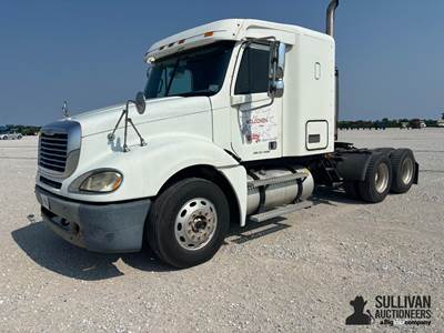 2004 Freightliner T/A Truck Tractor