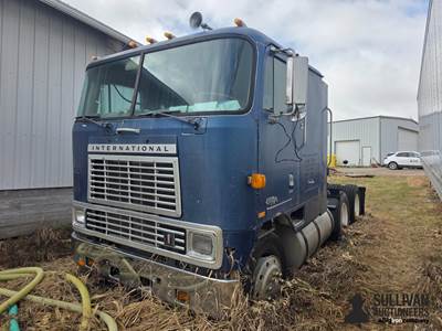 1982 International COF-9670 T/A Cabover Truck Tractor