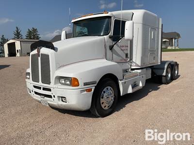 1998 Kenworth T600 T/A Truck Tractor