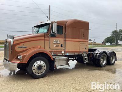 2004 Kenworth T800 Truck Tractor