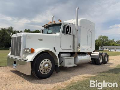 2000 Peterbilt 378 T/A Truck Tractor