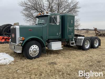 1989 Peterbilt 379 Sleeper Cab T/A Truck Tractor