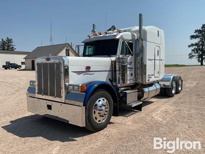 2003 Peterbilt 379 EXHD T/A Truck Tractor