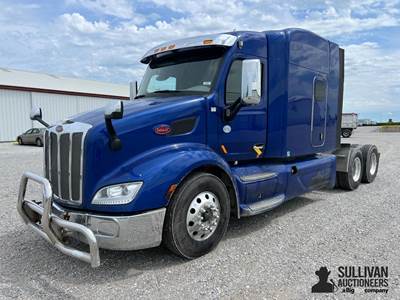 2019 Peterbilt 384 T/A Truck Tractor
