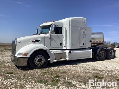 2013 Peterbilt 386 Conventional Sleeper Truck Tractor