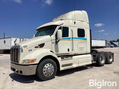 2003 Peterbilt 387 T/A Truck Tractor