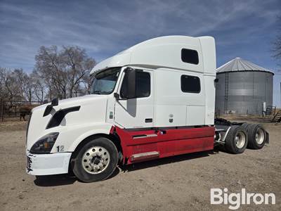 2014 Volvo T/A Truck Tractor