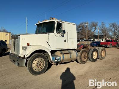 1987 White WIM64T Tri/A Truck Tractor