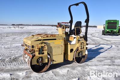 2001 Wacker RD25 Vibratory Tandem Smooth Drum Roller