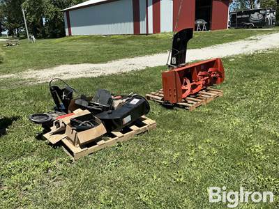 Kubota B2782A 63" Snow Blower