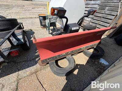 Hiniker 7’ snow plow