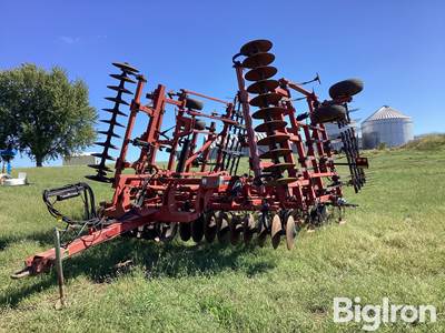 Case IH 4450 29' Mulch Finisher