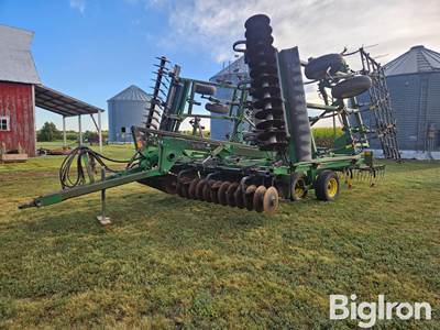 John Deere 726 30' 9" Mulch Finisher