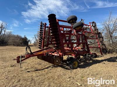 Sunflower 4232 26' Mulch Finisher w/Chopper Reel