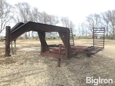 Donahue T/A Swather Trailer