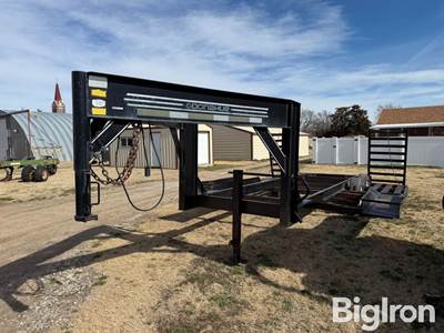 2003 Donahue EXC-160 T/A Swather Trailer