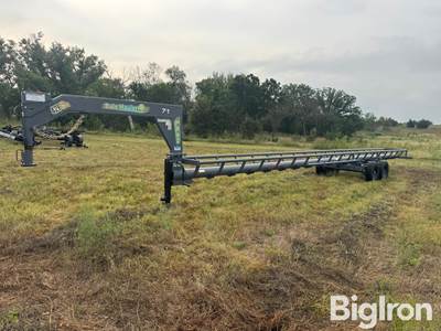 2026 Industrias America M862 42’ T/A self-dumping bale trailer