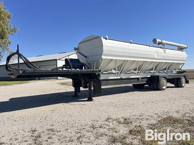 1998 MTM Fertilizer Tender Trailer