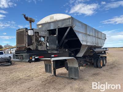 2001 Magnolia T/A Dry Fertilizer Trailer