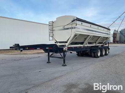 1992 Oshkosh Tri/A Flat Bed Semi Trailer w/ Meridian Seed Tender