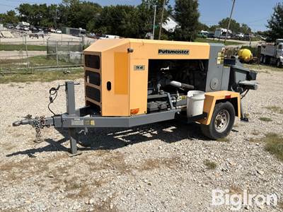 2015 Putzmeister TK40 S/A Concrete Trailer Pump